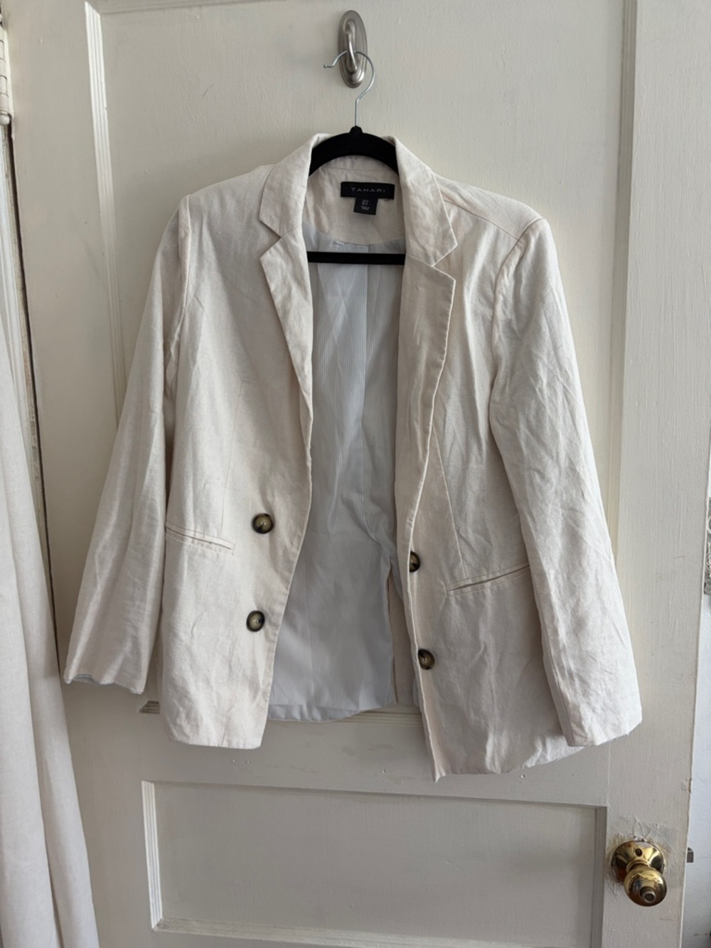 Tahari Cream Linen-Blend Two-Button Blazer